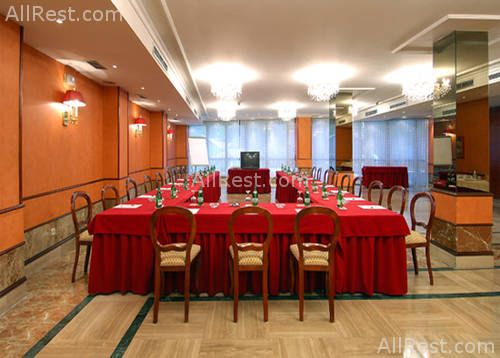 Tryp Leganes 11